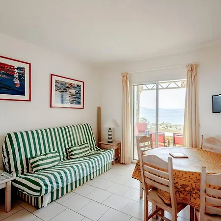 Confortable à Aiguebelle Avec Terrasse Et Parking Privé - Fr-1-816-13 * Le Lavandou