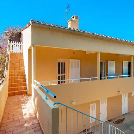 Appartement Confortable à Aiguebelle Avec Terrasse Et Parking Privé - Fr-1-816-13 Le Lavandou